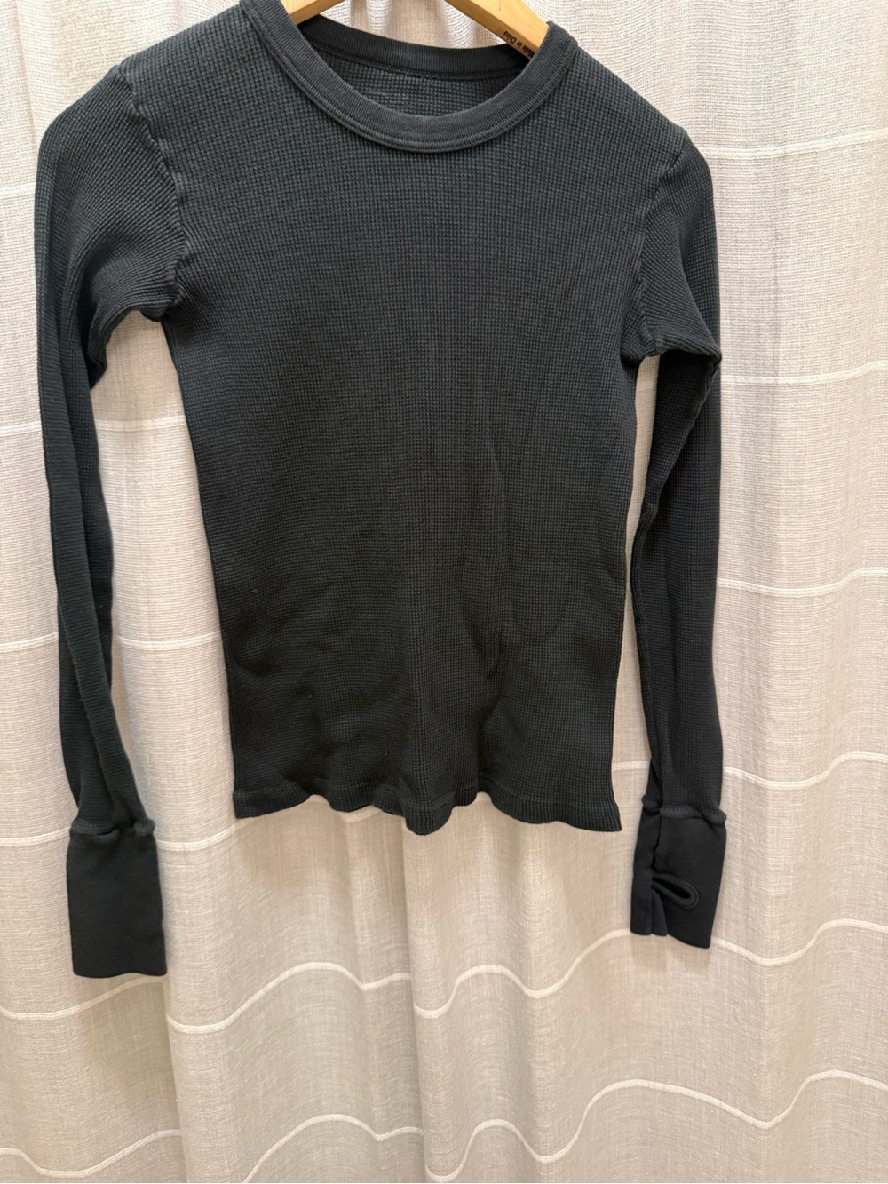 Women's Black Long-Sleeve Thermal Top